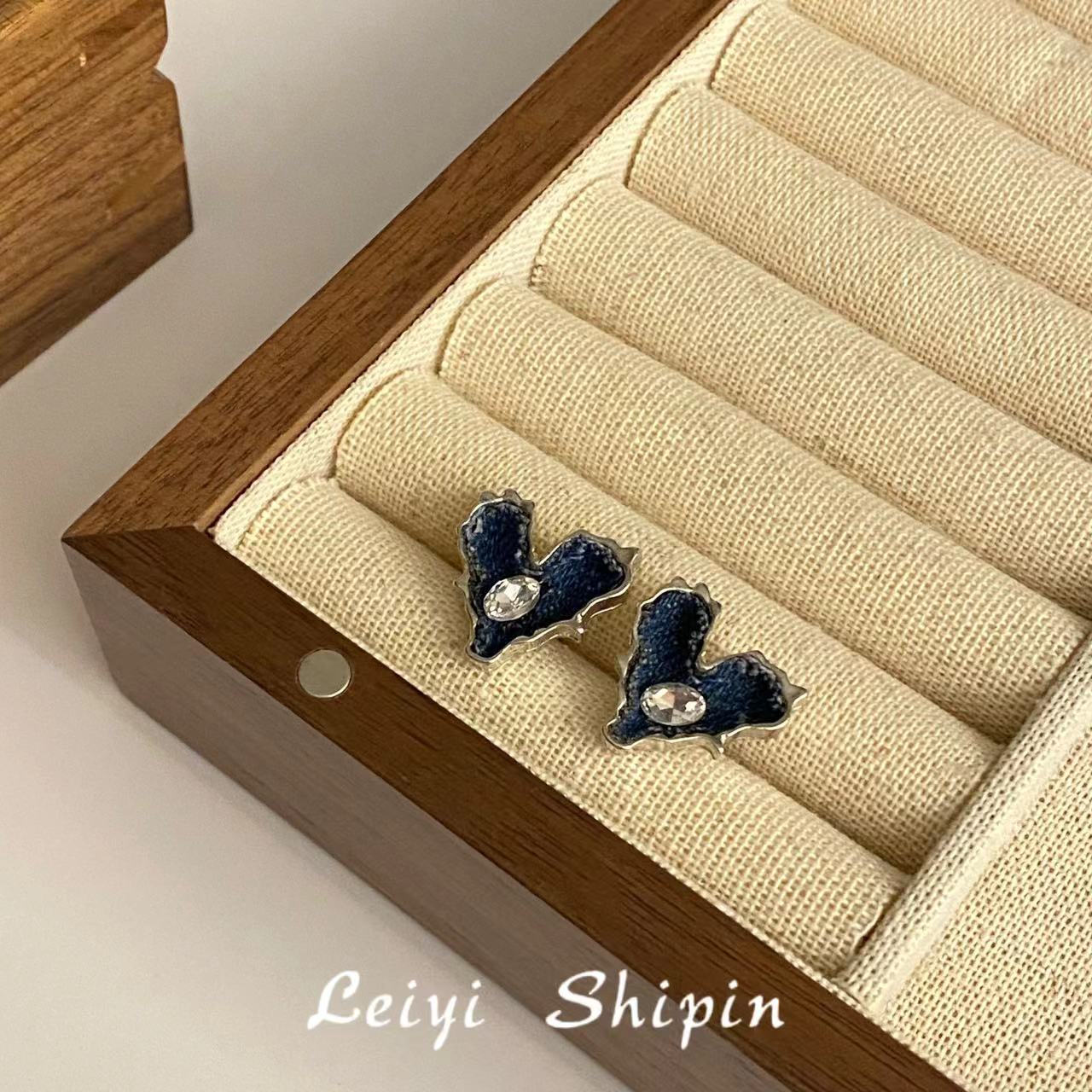 

Нишевые серьги в стиле ретро с уникальными синими джинсовыми женскими серьгами Love Super Flash с цирконием