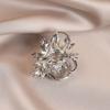 Retro Pearl and Diamond-encrusted Brooch for Women, A Niche and Light Luxury Flower Brooch
