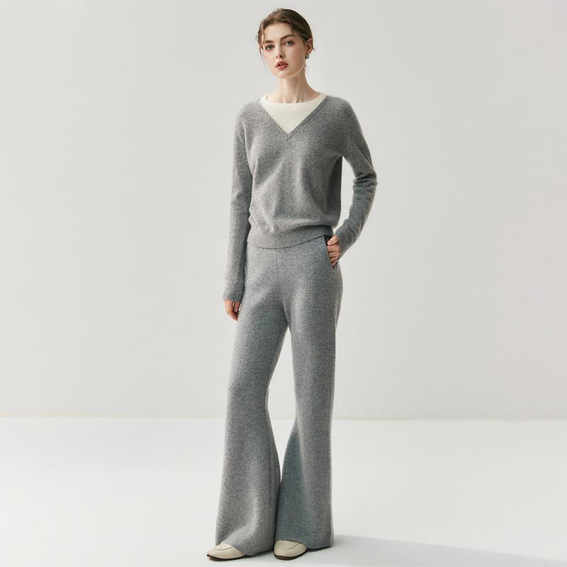 Women s Soft Cashmere Knit Micro-Flare Pants: High-Waisted, Thick, Elastic, 2025 Autumn/Winter Casual Style Extra Large