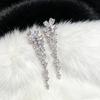 New Fashion High-end Long Fringed Earrings Women's Exquisite Personality Light Luxury Banquet Earrings Versatile Temperament Earrings