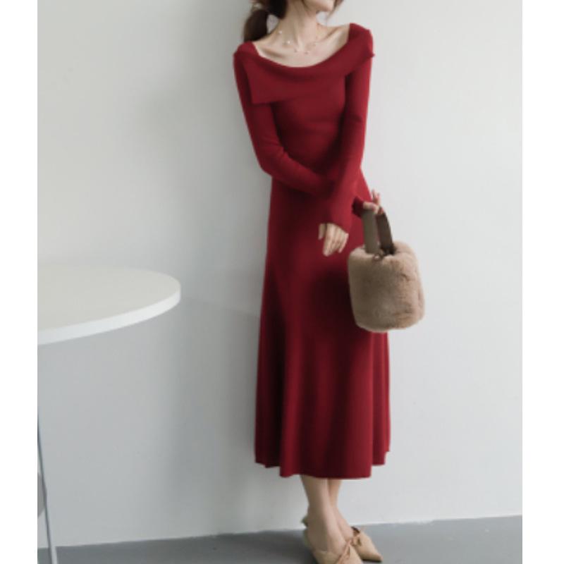 

Korean One-Shoulder Knit Sweater Dress - Slim Fit, Waist-Cinched, Autumn/Winter Fashion, Long Length M