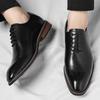 Modische Hochzeitschuhe für den Bräutigam Modischer Party-Stil Design Tägliche Freizeit Business und Büro Schwarze braune vielseitige Schuhe Große Größen flach