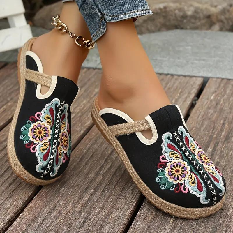 Handmade Floral Embroidered Slides Women's Ethnic Fabric Slides Woven Espadrille Sole Round Toe Slip-On Flat Heel Sandals for All Seasons