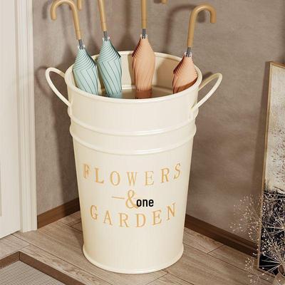 Portaombrelli e Rastrelliera: Organizzatore per l'ingresso, Secchiello per ombrelli e Griglia di drenaggio per la casa.