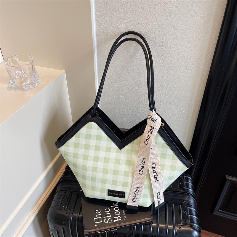 Damentasche mit großem Fassungsvermögen, neue Mode, Schulter-Tragetasche mit Kontrastfarbe, Sommer-Trend, Pendler-Achseltasche