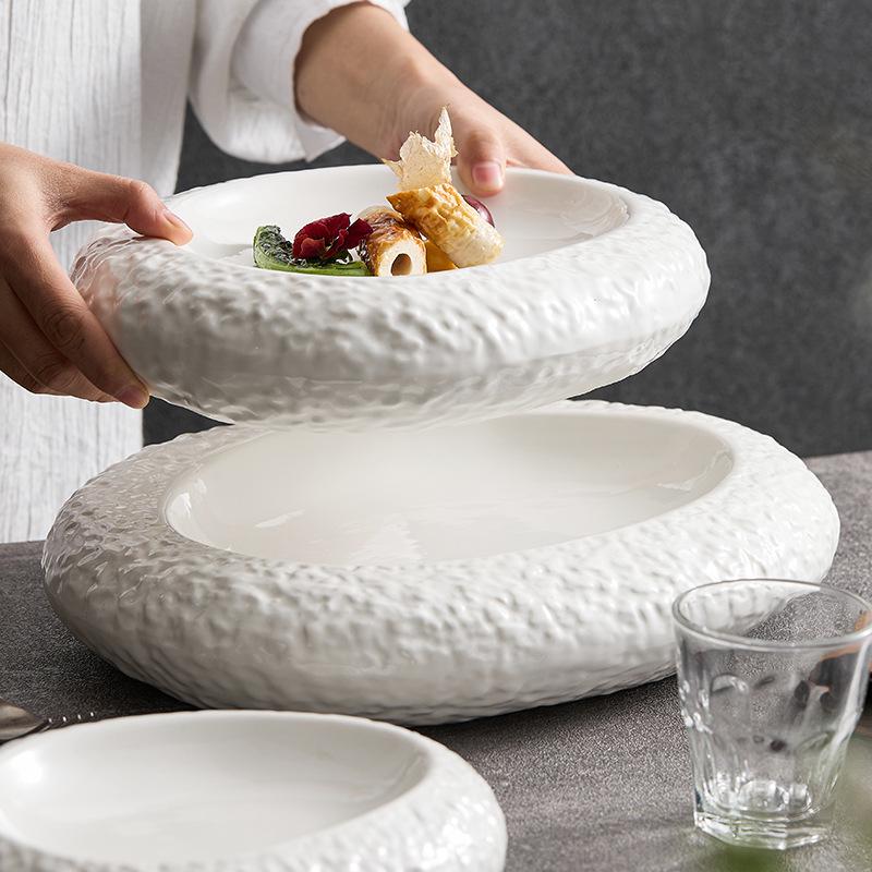 Artistic Ceramic Rock Pattern Plate: Irregular, High-End Design for Creative Cuisine In Hotels and Private Kitchens