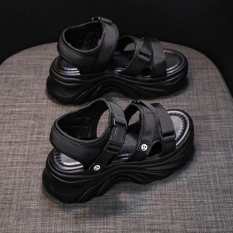 Sandals women's outer wear 2025 new summer heightening thick-soled muffin versatile leisure sports popular Roman cool slippers