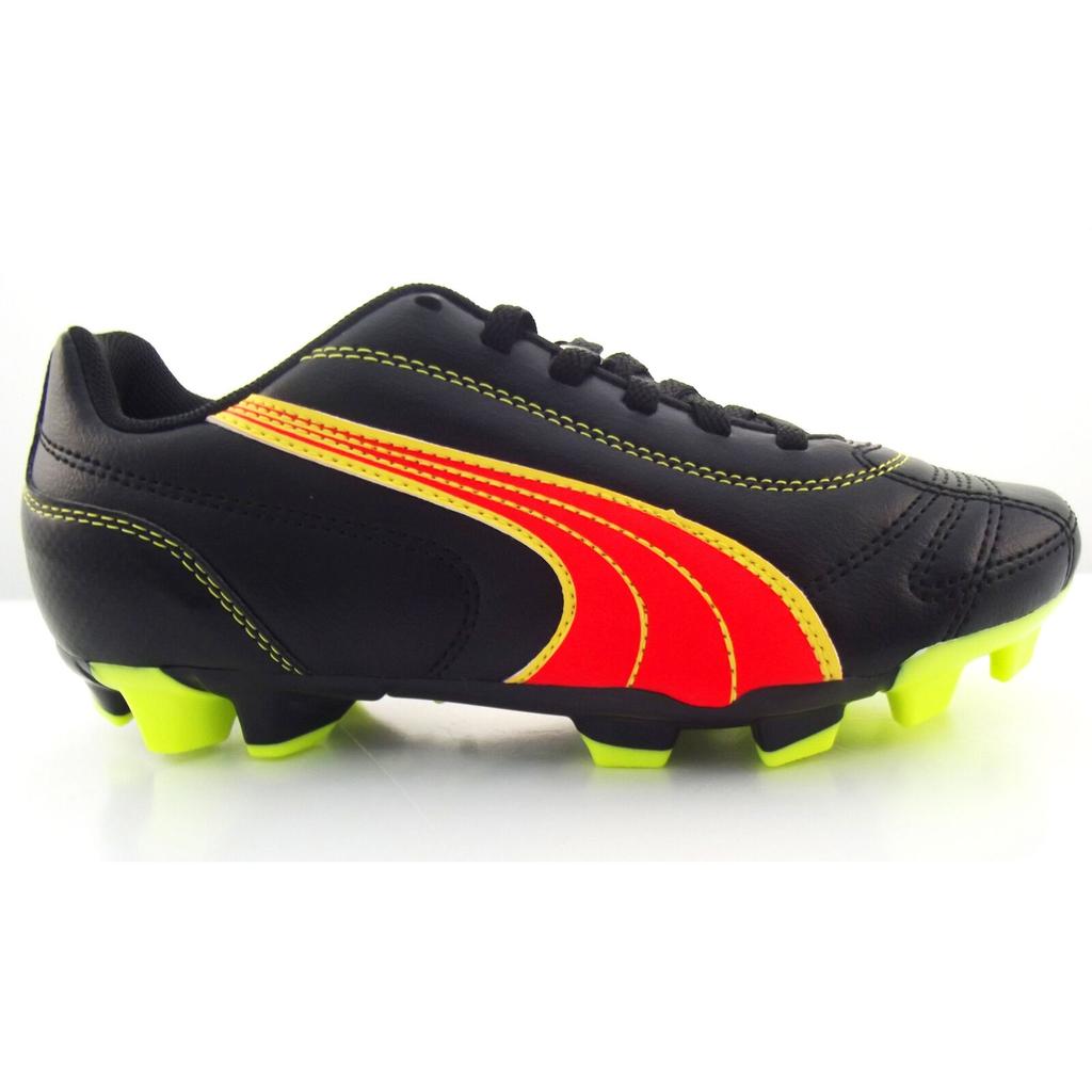 screw in soccer boots