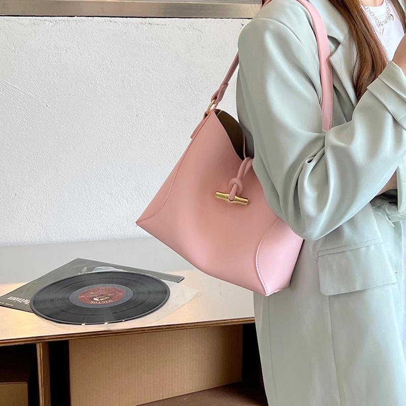 Large Capacity Bag Bucket Bag Women's Bag Spring and Summer New Fashion Women's Bag Handbag Shoulder Bag Crossbody Bag Trendy