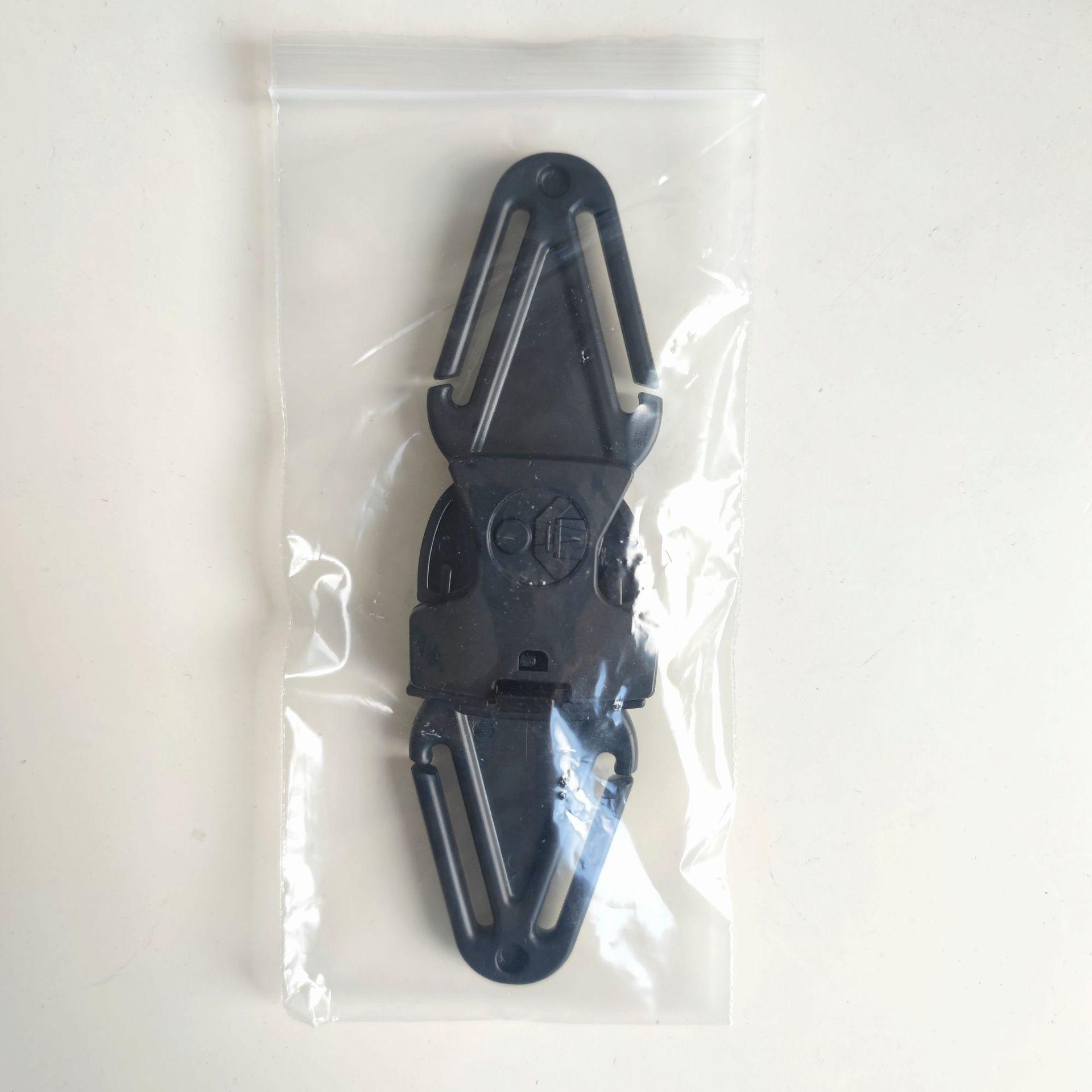 

Нагрудный зажим для детского автокресла и адаптер пряжки против побега