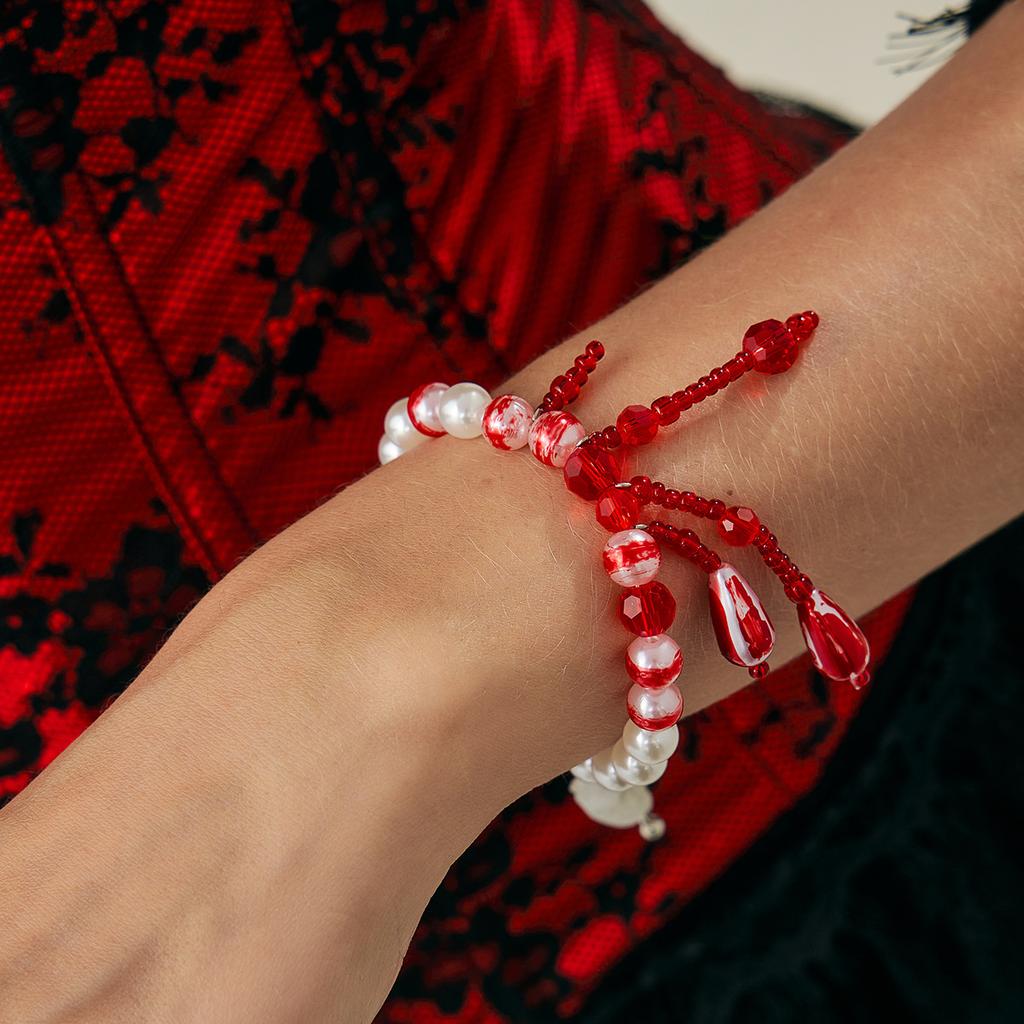 Creative Halloween Blood-Dripping Fringe Necklace, Gothic Blood-Stained Imitation Pearl Beaded Collarbone Necklace
