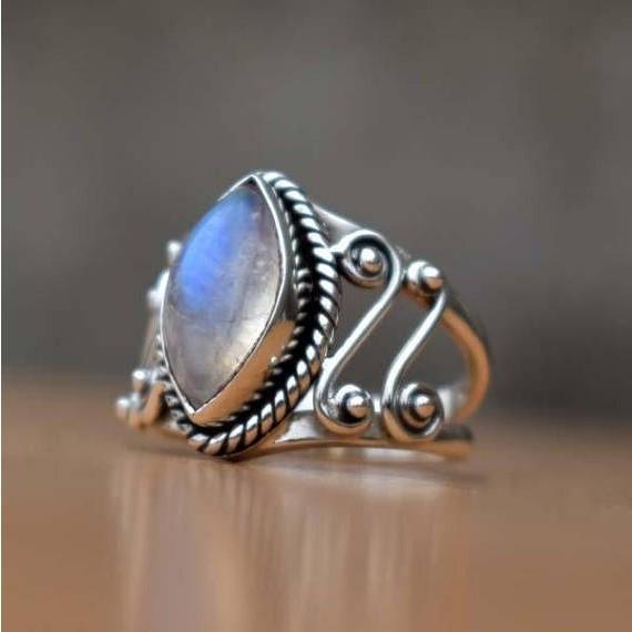 Retro Marquise Cut Ring – European & American Fashion Trend