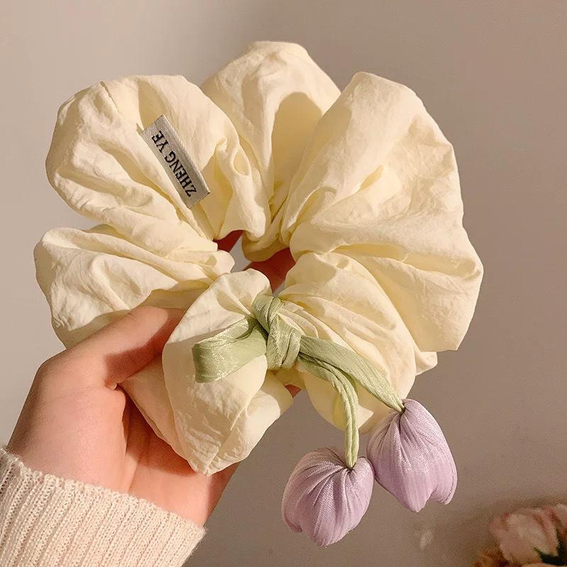 

Ballet style flower lace large intestine hair band new hair tie headrope gentle temperament low ponytail hair accessories head flower accessories жёлтый
