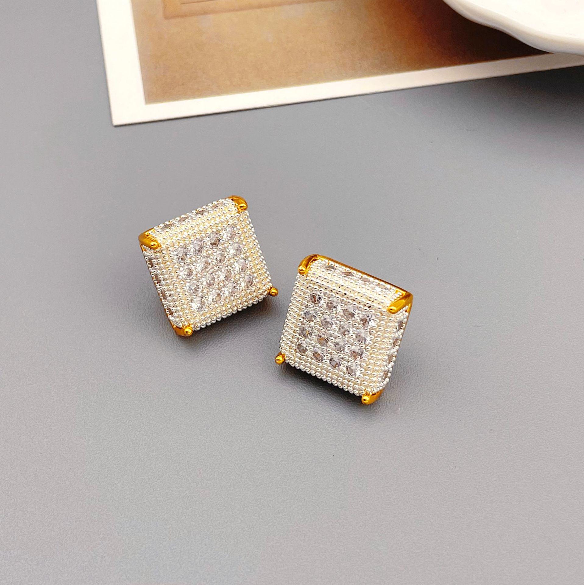 

Европейские и американские серьги-пусеты из серебра 925 пробы с геометрическим цирконом и латунью с покрытием из 18-каратного золота