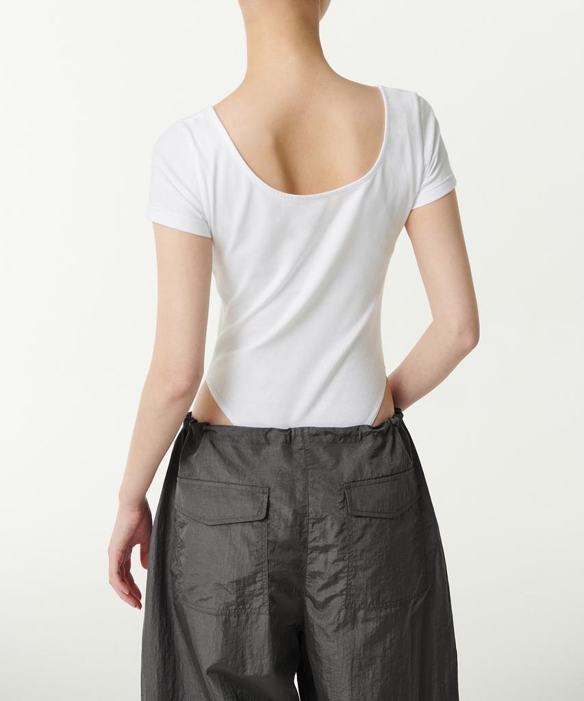 MUSINSA STANDARD WOMAN Women'S Scoop Neck Bodysuit [White]