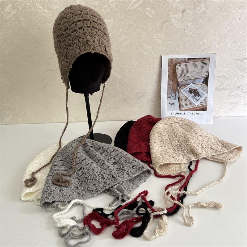 

Literary and handmade crocheted hats Women s autumn and winter mohair wool hats Sweet and cute trendy baotou hats M（56-58cm） червоний