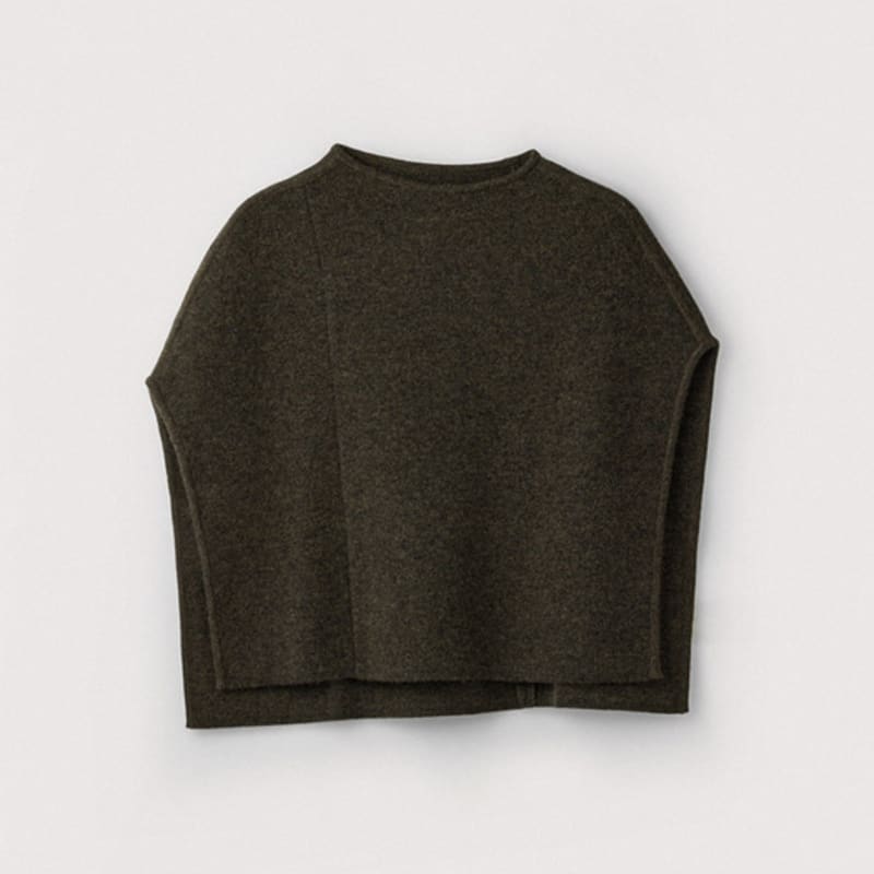 EMBRACE COLLECTION Super Fine Merino Asymmetric Neck Cape_Dark Olive