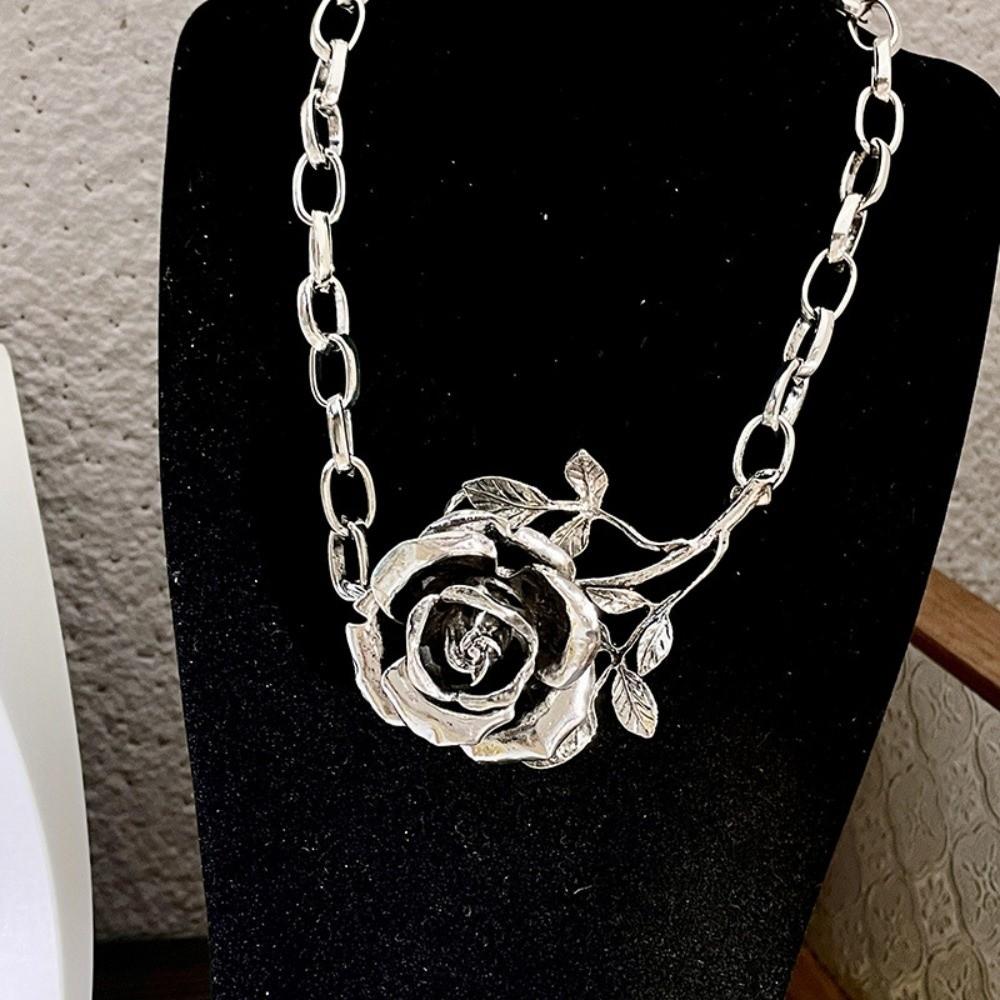 Coarse Exaggerated Flower Necklace Big Neck Chain Jewelry Metal Rose Necklace  Girls