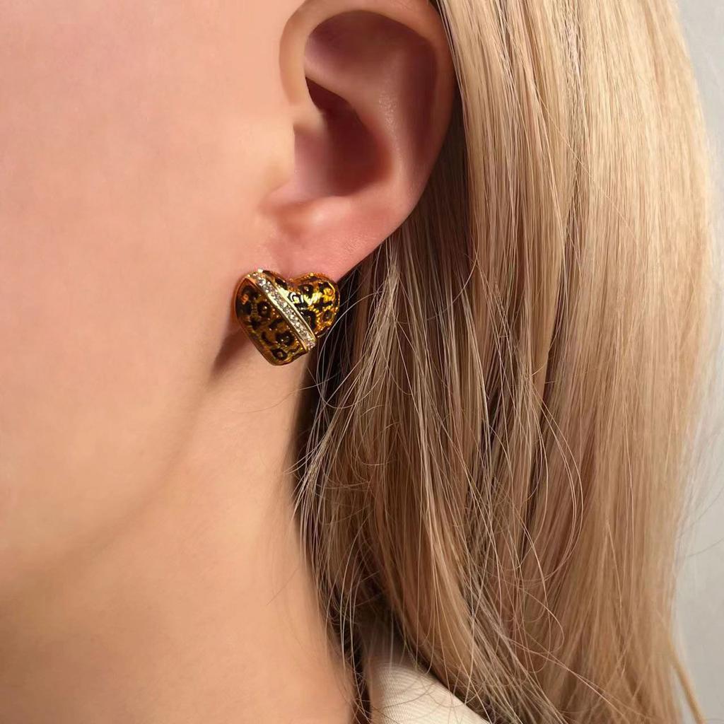Korean Niche Unique Temperament Fashion Simple Leopard Print Love Stud Earrings Women's Autumn and Winter Alloy Dripping Oil Daily Versatile Models