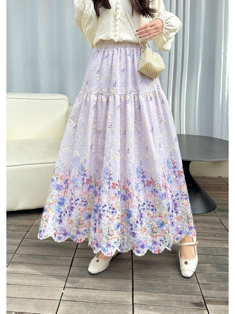 High-Waisted Floral Embroidery A-line Mid-Length Skirt