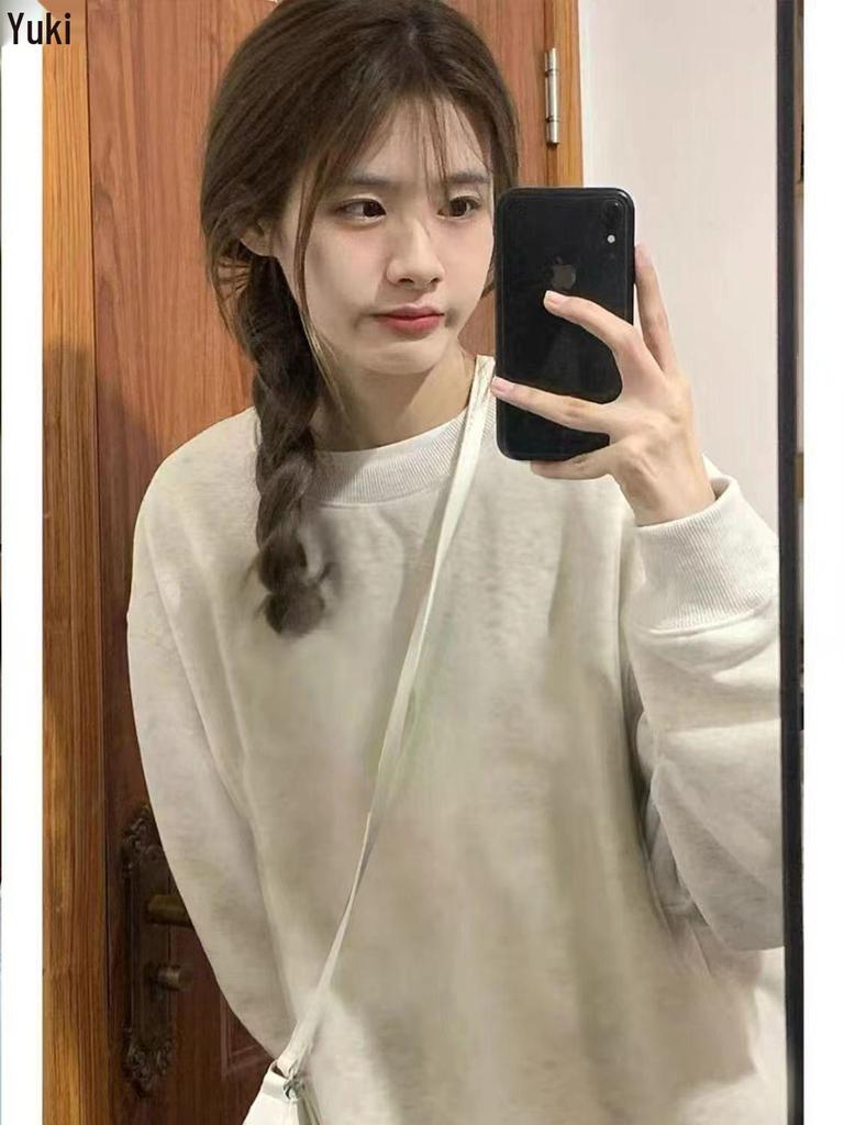 2025 Japanese-Style Solid Color Round Neck Hoodie, Trendy Casual Loose Fit, Sports Base Layer Top for Women and Couples