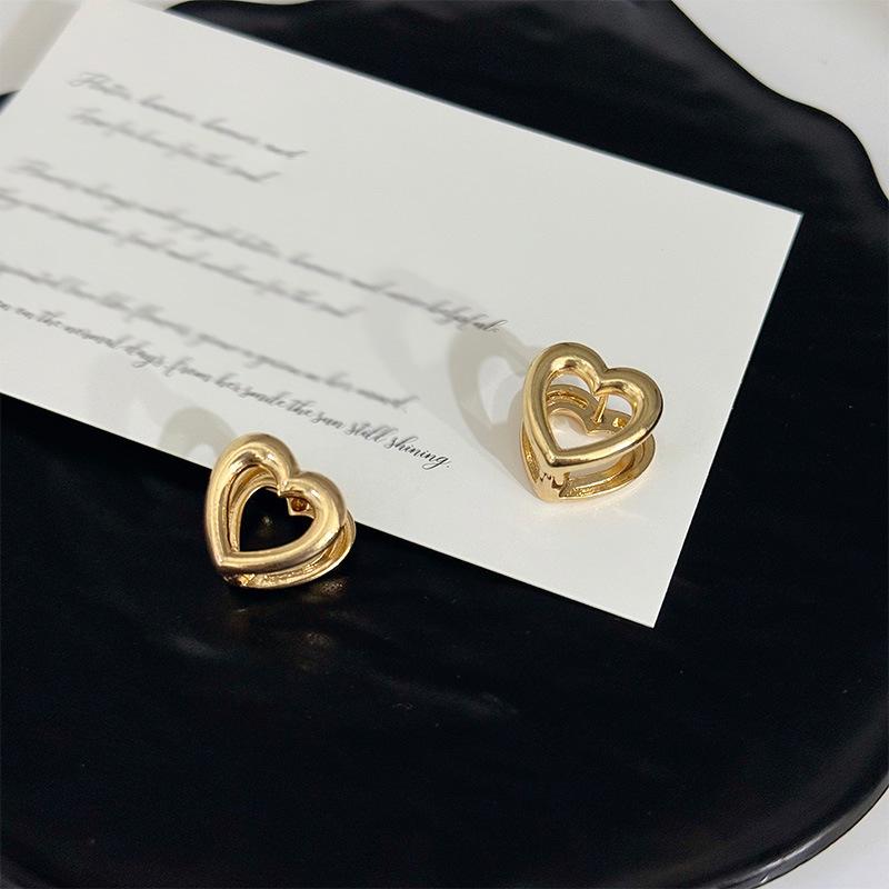 Double-Sided Heart Stud Earrings - French Retro, Geometric Design, Heart-Shaped Niche Jewelry