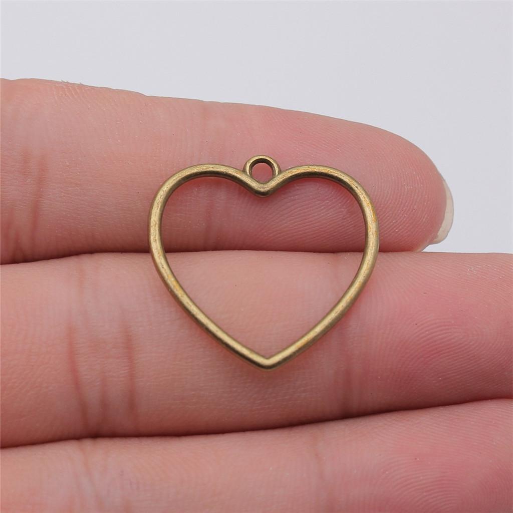 Charms Openwork Heart Pendants Vintage Jewelry Supplies QC068