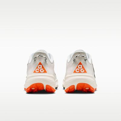Men's Sneakers Nike ACG Pegasus Trail Summit White Safety Orange Black