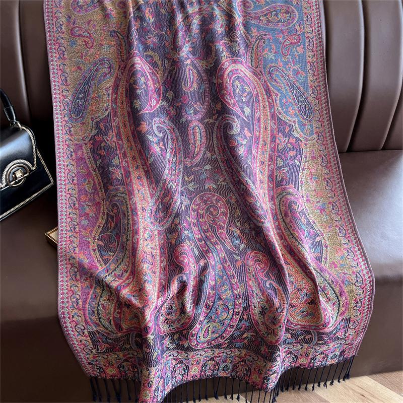Luxury Embroidery Cashmere Winter Scarves Women Pareo Cape Warm Muslim Modal Hijabs Shawl Chunky Headscarf Ladies Elegant Poncho