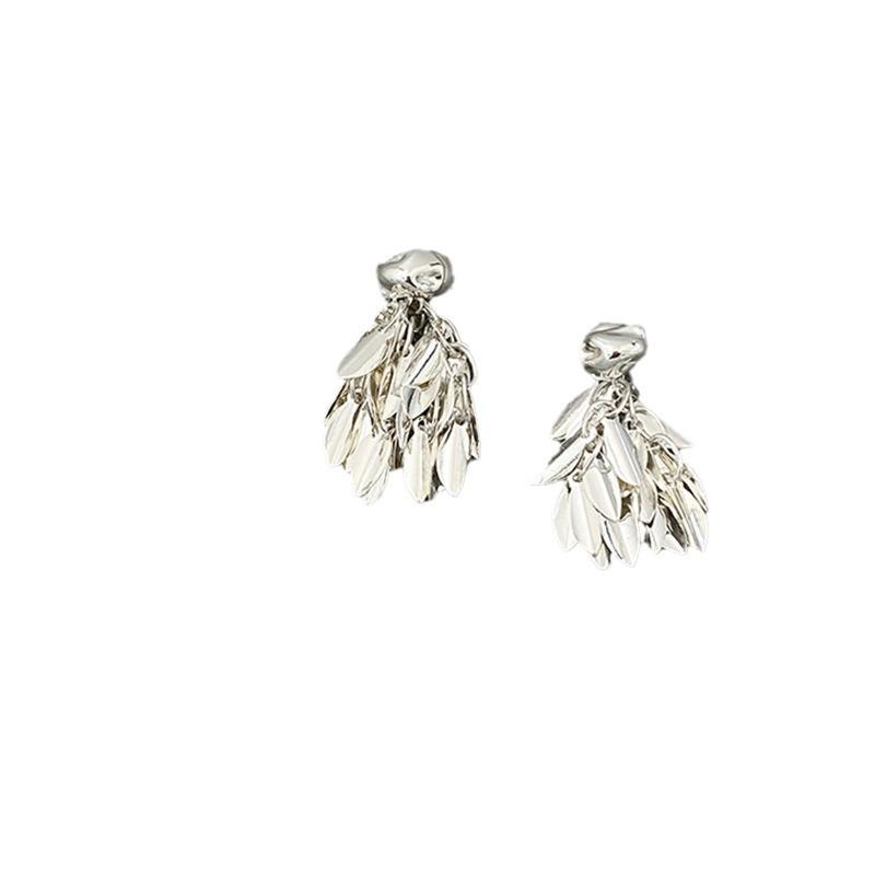 Design Sense Wheat Ear Metal Fringed Stud Earrings Women Light Luxury Personality Simple Fashion Temperament Elegant Versatile Earrings Earrings