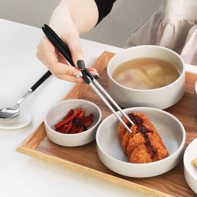 

Modern Color 2-Person Spoon Set (5 Colors) wine