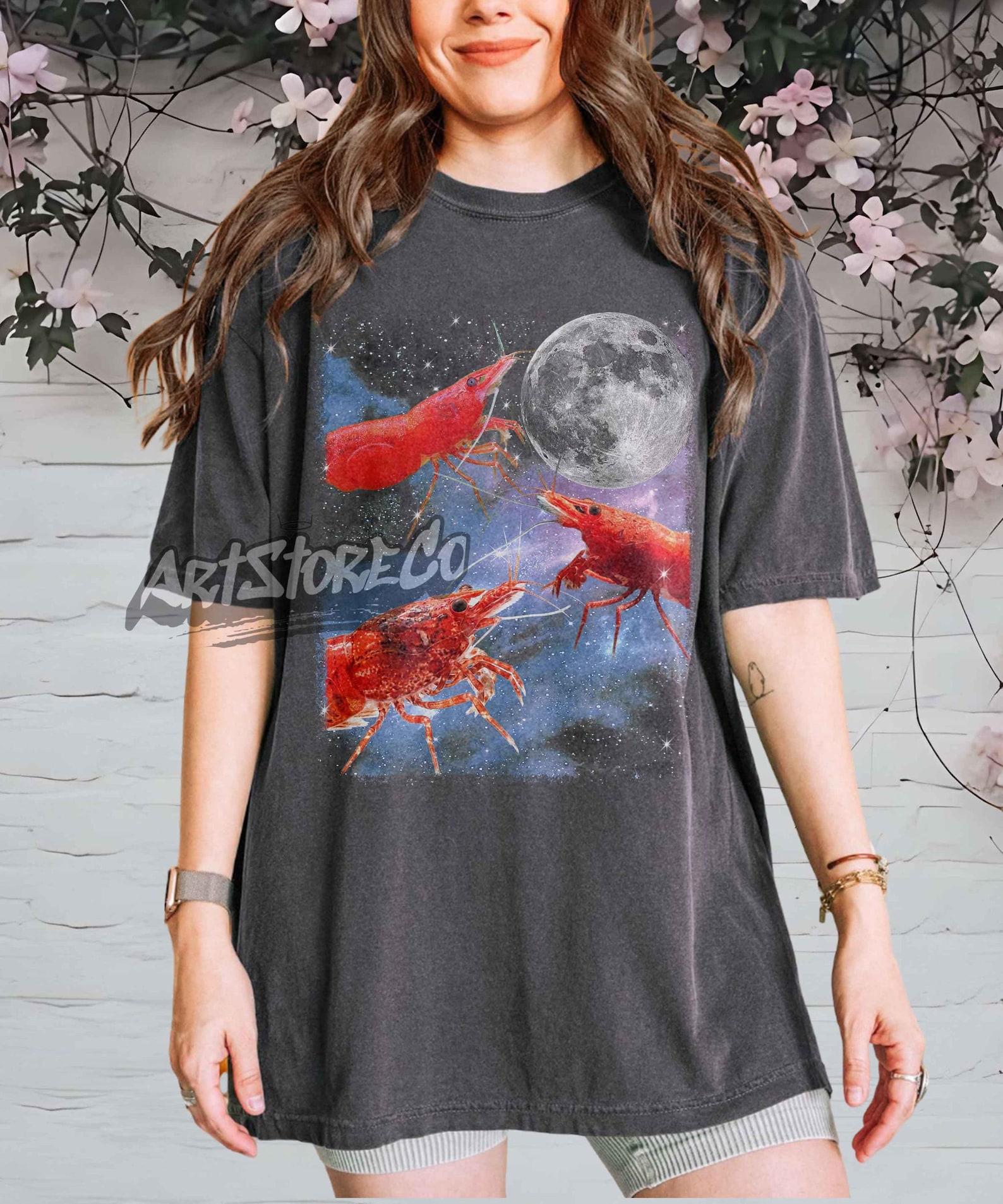 Vintage Cherry Shrimp Moon Shirt Retro 90s Aesthetic Crustacean Graphic Tee, Celestial Animal Lover Gift, Comfort Colors Shrimp Aquarium Top 4XL