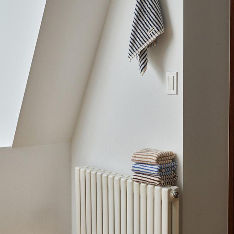 KOTONA Domowy Ręcznik do Ciała 1 szt. (Wybierz 1 z 9 typów)