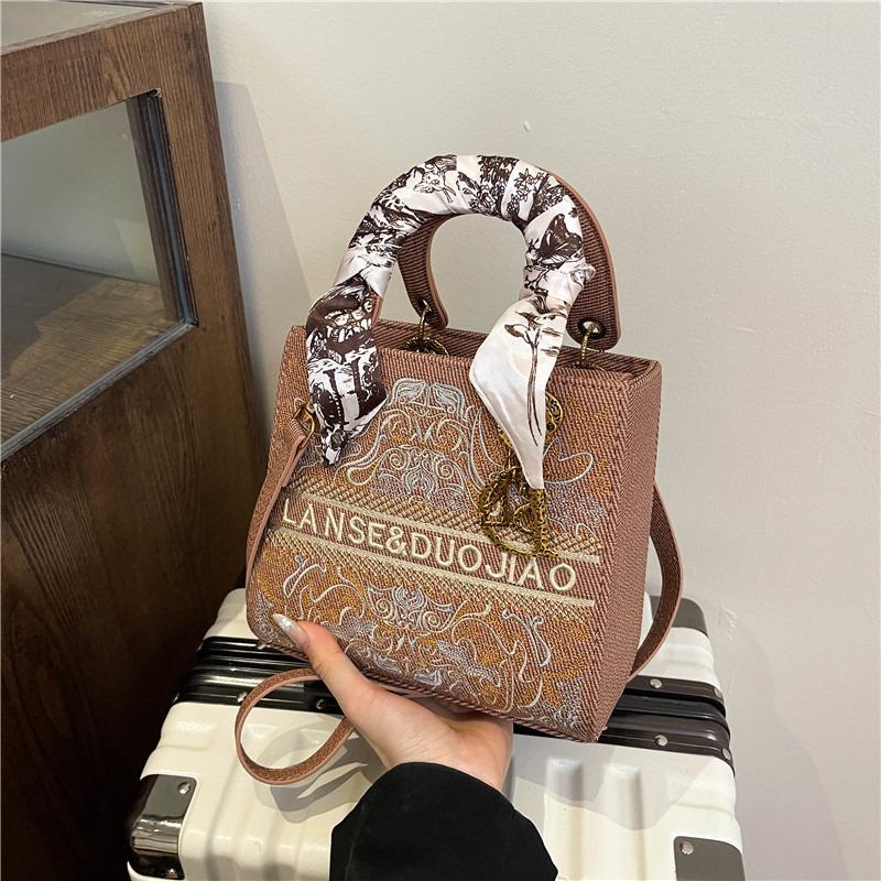 New heavy industry embroidered retro silk scarf portable Princess Diana bag versatile shoulder messenger bag
