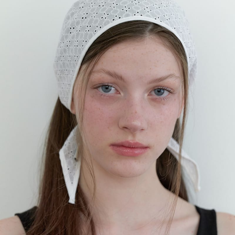 KINDABABY Florette Embroidered Scarf