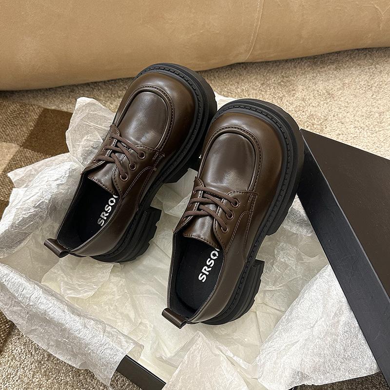 Fashion All-Match British Style Womens Derby Shoes Clogs Platform Autumn Loafers With Fur Female Footwear Preppy Leather New Creepers Fa