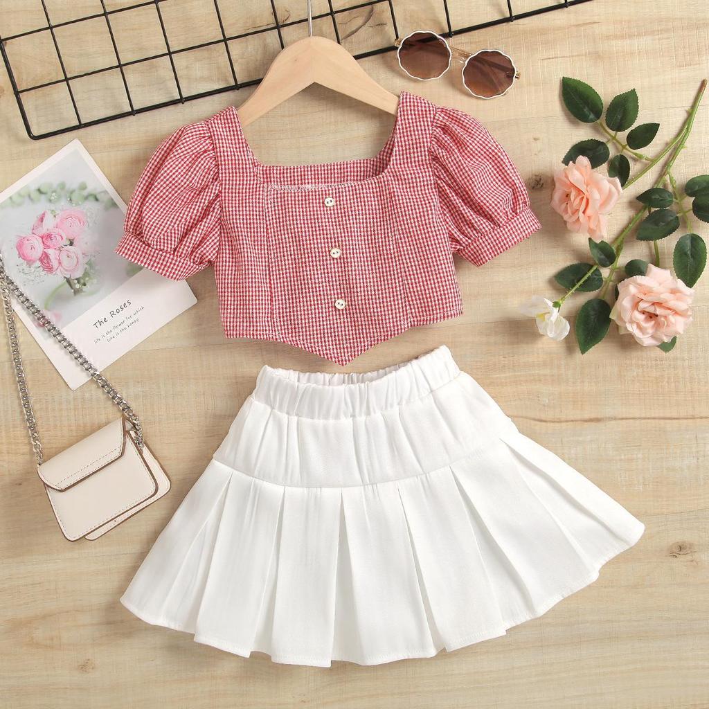 Girls' Fashion Set: Summer Children's Checkered Flared Sleeve Square Neck Pullover, Solid Color Patchwork Pleated Skirt Two-piece Set