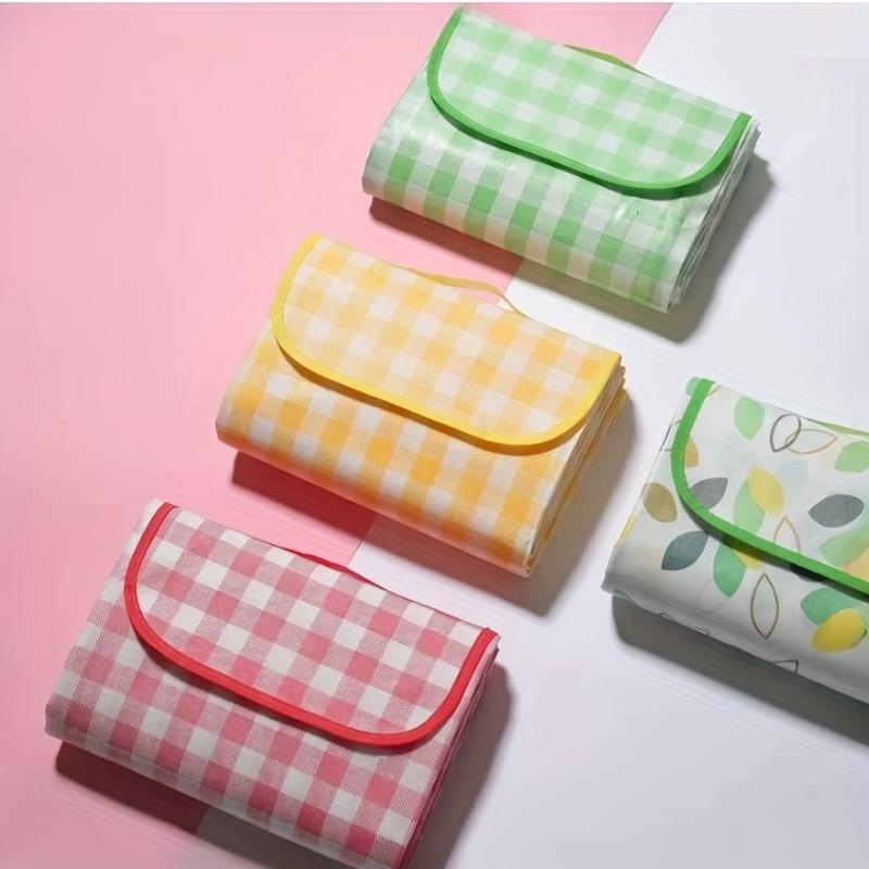 1pc High Quality Picnic Blanket - Durable, Foldable, Lightweight for Spring Outings, Beach & Camping, Resistant To Tears/Beach/Indoor Use