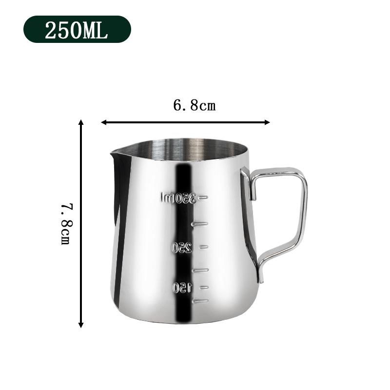 Verdickter Latte Art Krug mit Skala - Milchaufschäumkännchen für Kaffee & Wachsschmelzen