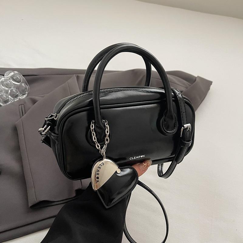 High-end Fashion Hand-carried Small Square Bag Women's 2025 New Korean Version Trendy Shoulder Bag Simple Casual Women's Messenger Bag