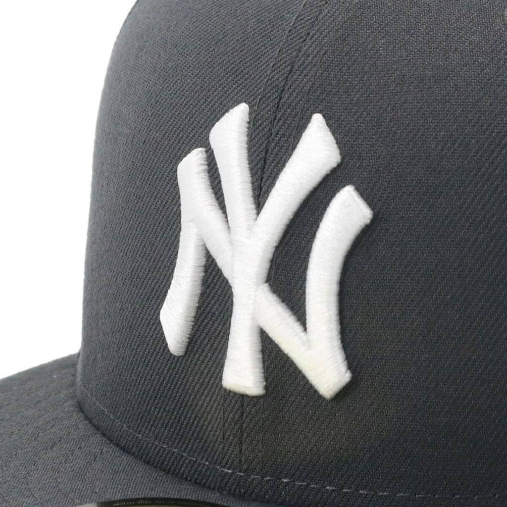 New Era 59FIFTY Cap MLB New York Yankees NY Dark Exclusive to and Flat Stylish Streetwear Travel Sun Gift (14561990 M01-MCTNY) Graphite/Gray, ONSPOTZ,