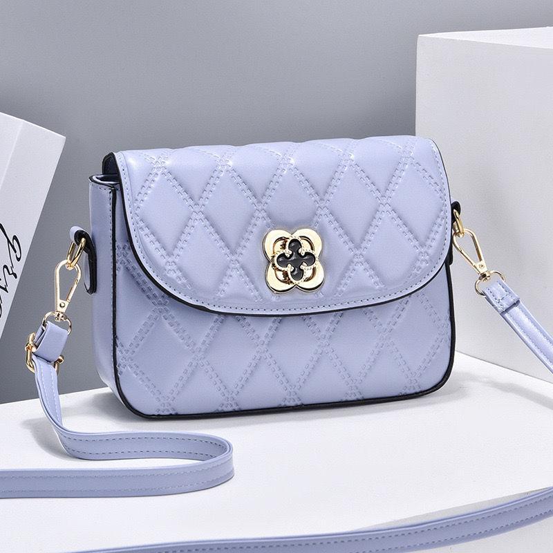 Женская сумка-мессенджер — фото 8