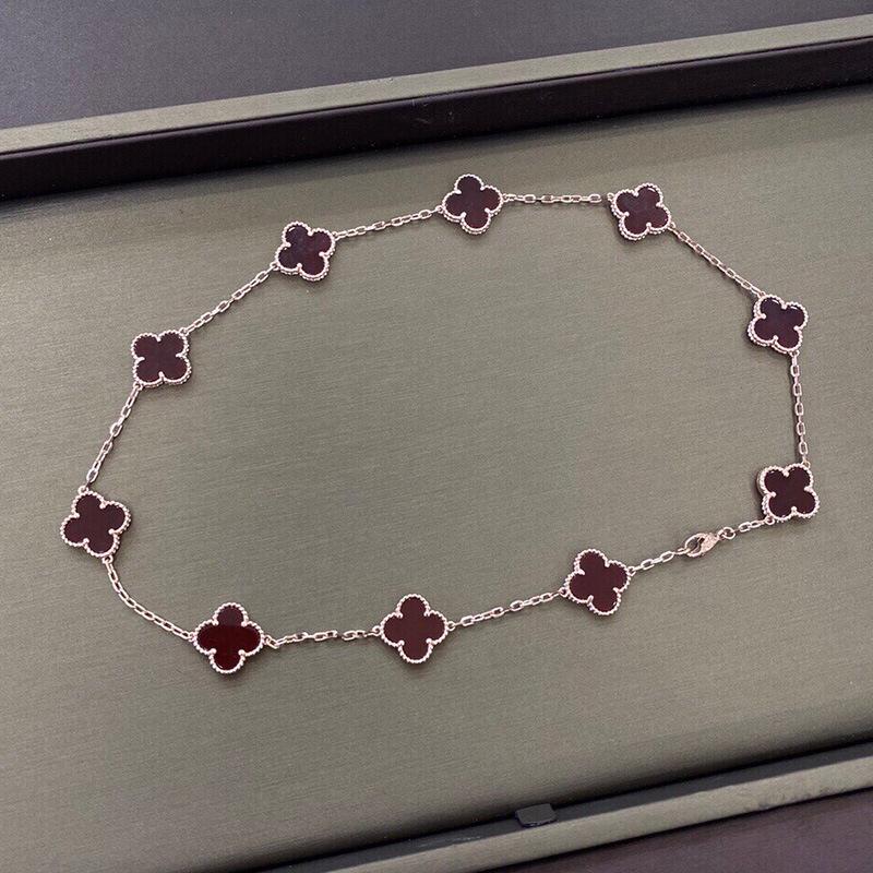 Boutique Four-leaf Clover 10 Flowers Necklace Women 18K Light Luxury Ins Design Sweater Chain Fashion Daily Versatile Necklace
