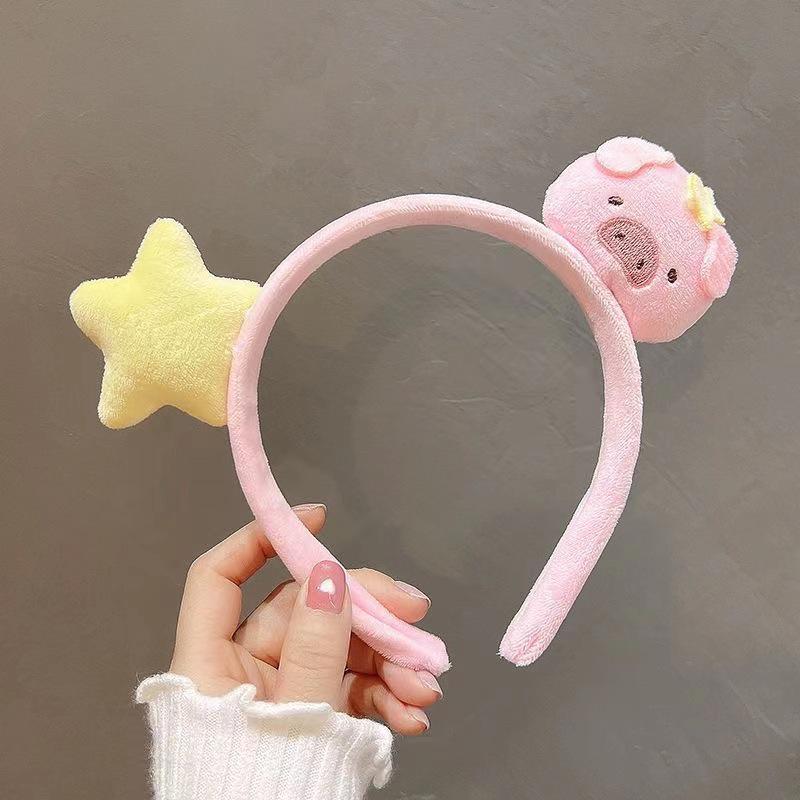 Adorable Piggy Star Headband for Kids - Cartoon Pig Design for Photos, Cosplay, or Face Washing