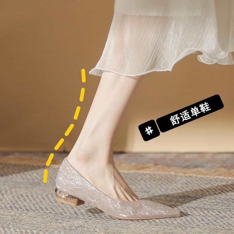 2210 flat thick heel shoes women's 2025 new bridal crystal wedding shoes pointed bridesmaid shoes shallow mouth not tired feet single shoes