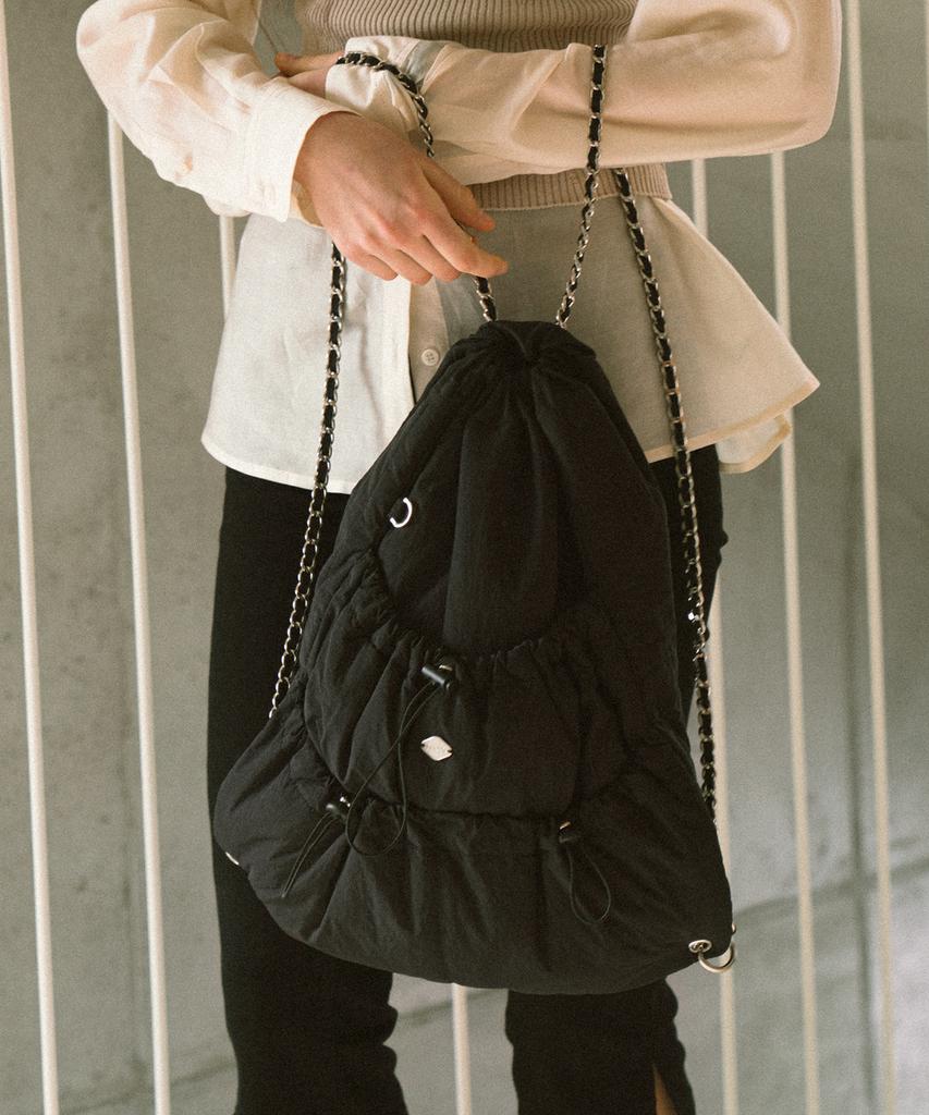 Yuppe Ribbon Chain BackpackBlack