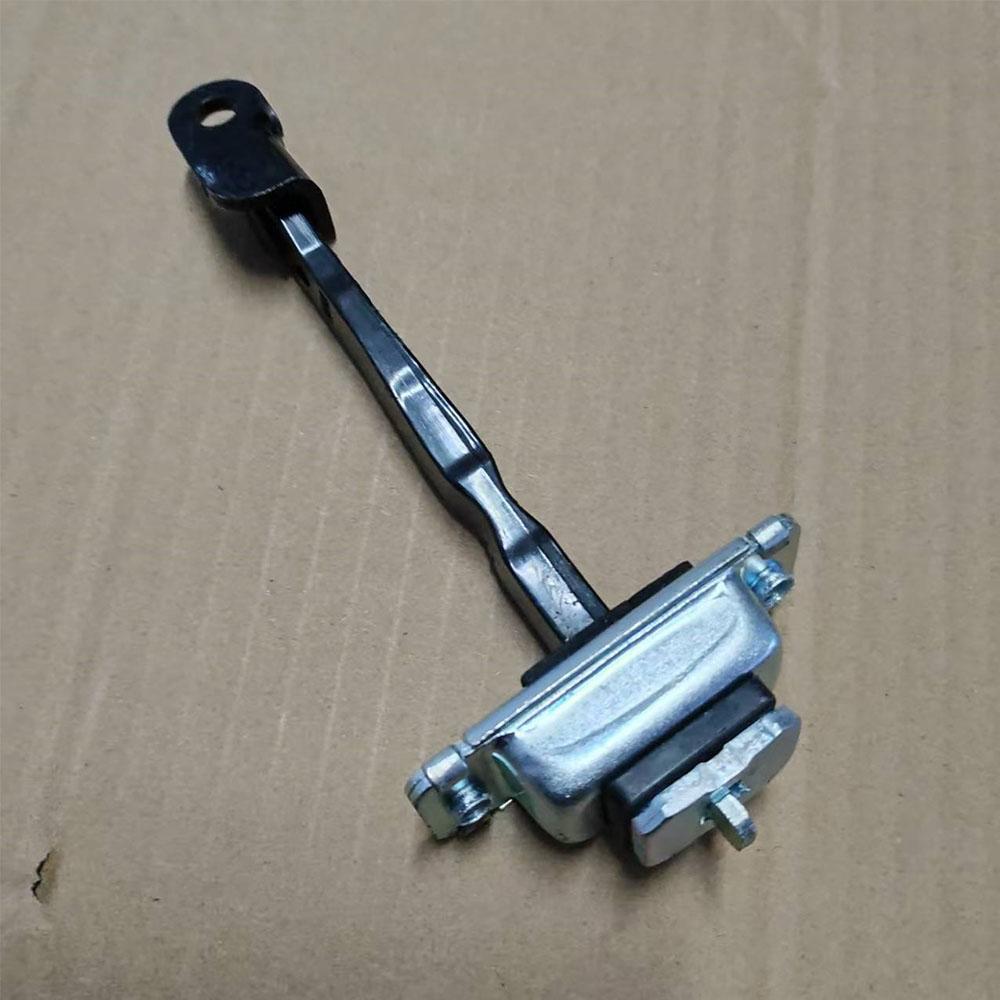 Front Door Hinge - For Hyundai - Right Side PN: 793902D000