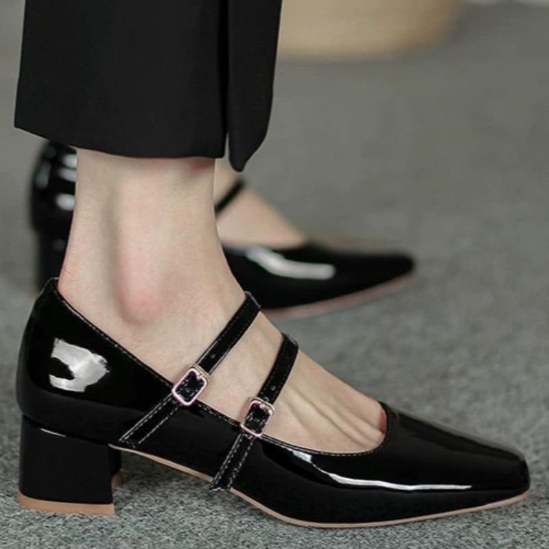 French retro two-tone single shoes casual with skirt all-match high heels 2026 daily patent leather women's Mary Jane shoes