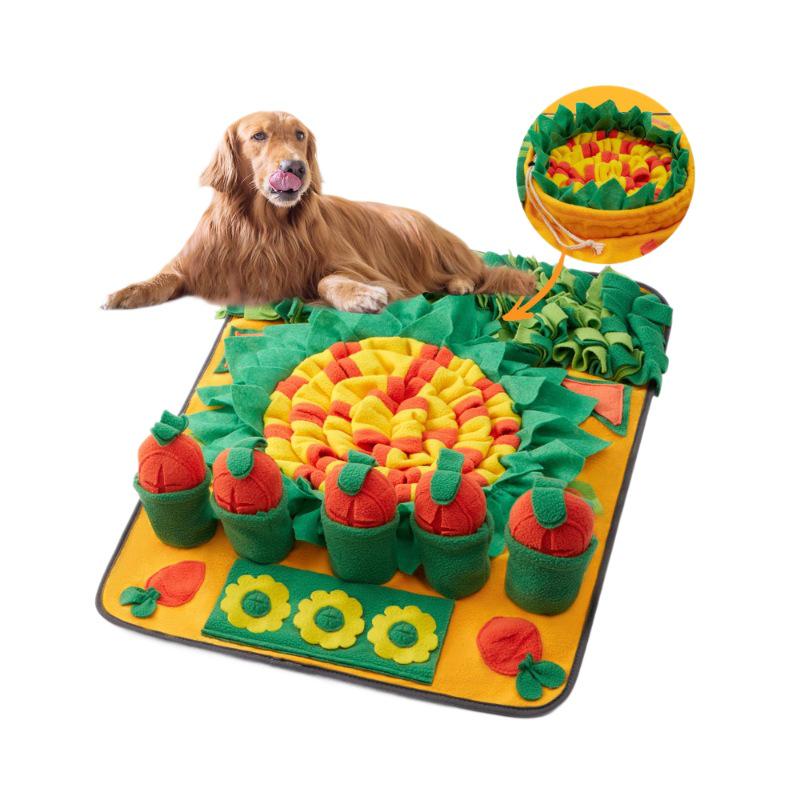 Pet Sniffing and Puzzle Mat: Slow Feeding Training Game for Decompression and Treasure Hunt
