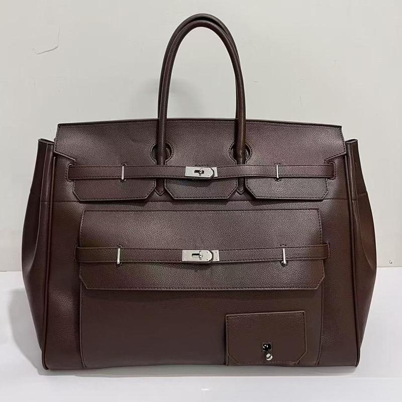 

Прямі продажі з заводу модна повсякденна сумка сумка-портфель зі шкіряною текстурою великої місткості дорожня сумка 47x24x35cm темно-коричневого кольору